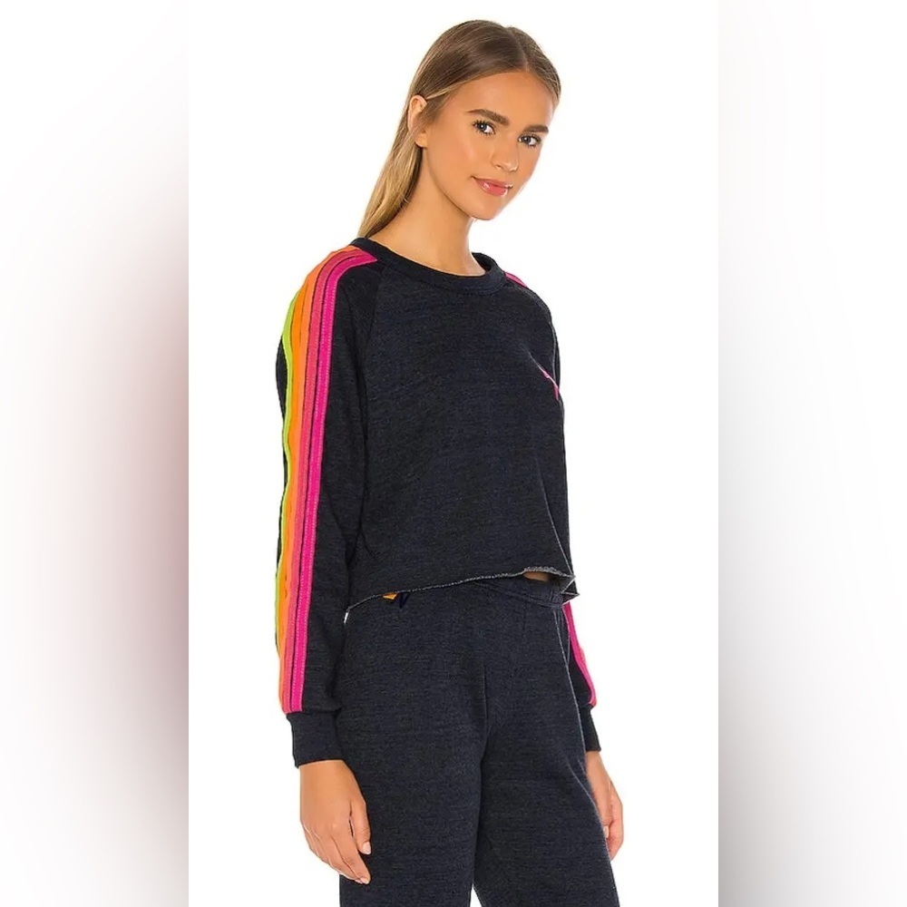 AVIATOR NATION
Bolt Cropped Classic Crewneck (112) - Picture 4 of 8